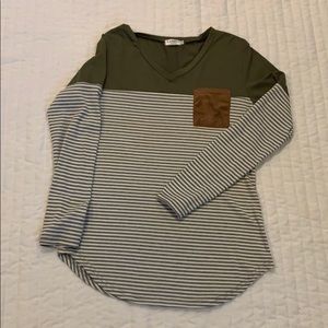 Casual long sleeve top